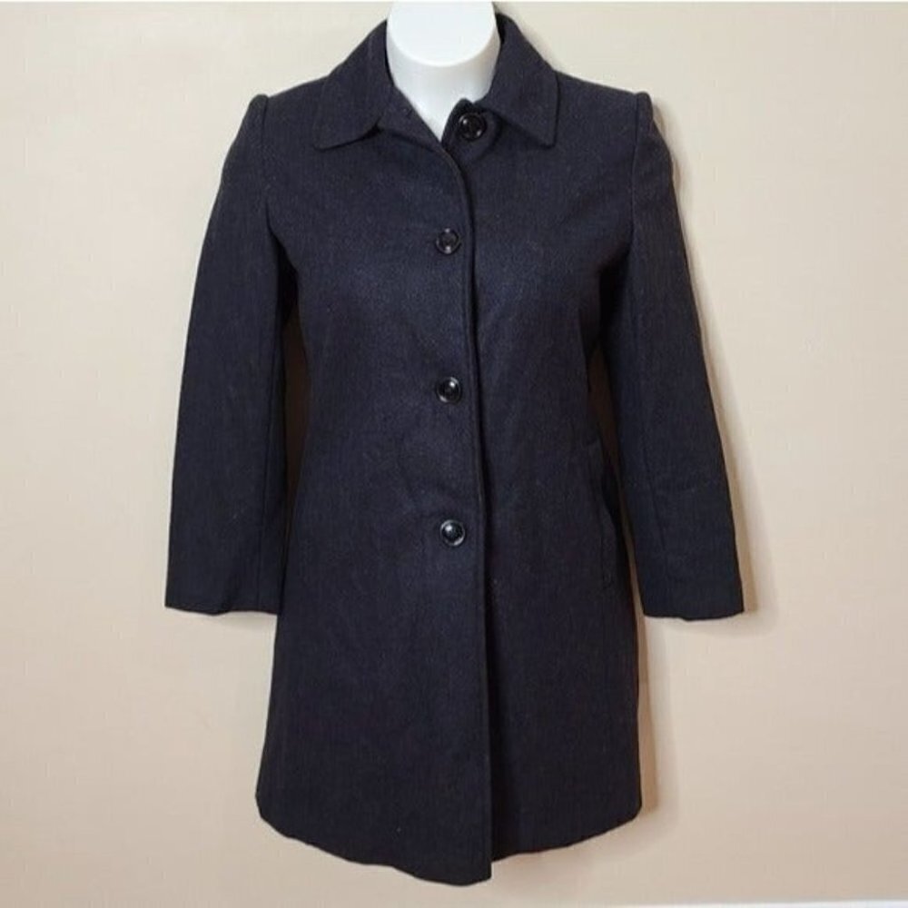 GC Collection by Gallery Black Coat